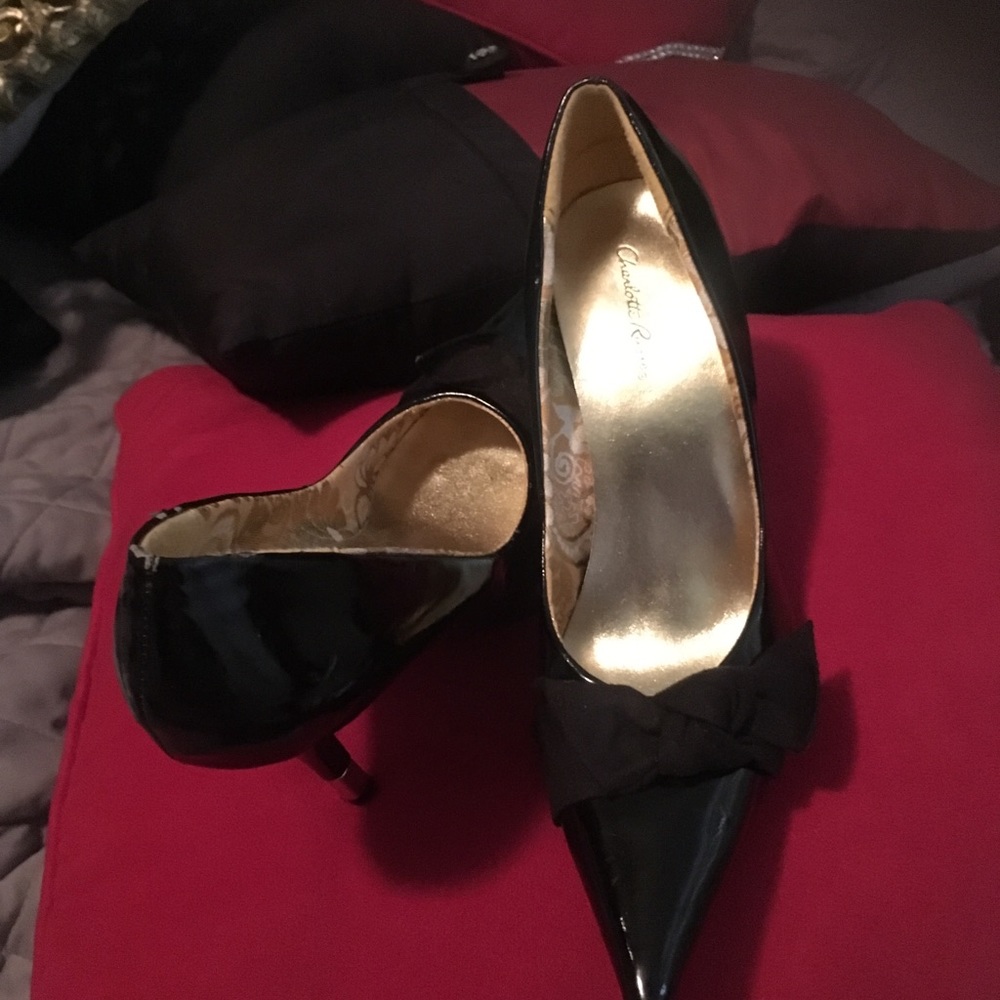 Black Patient Leather Heels Gold tip on heel